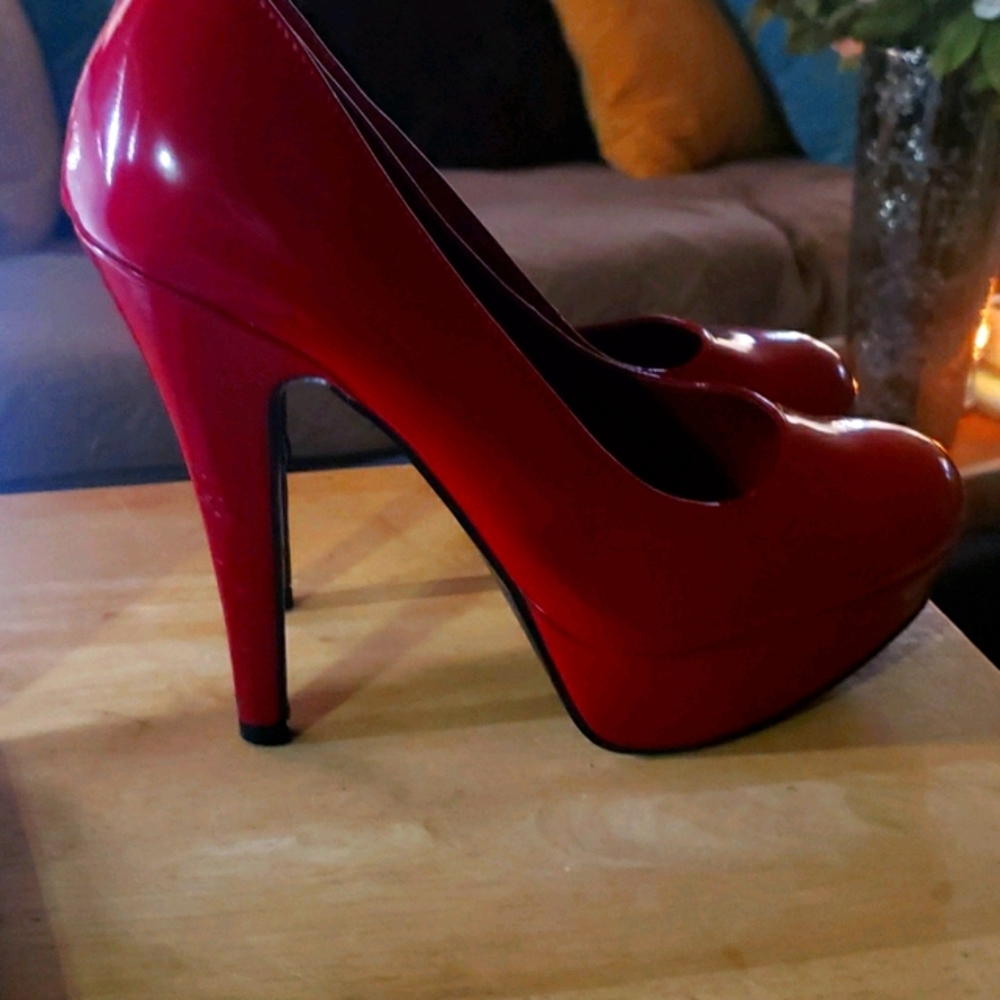 Red patent